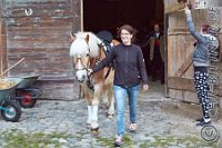 A CB 0021    © Daniela und Christian Bittner u.a.    Alle Inhalte auf diesen Webseiten sind urheberrechtlich geschützt. Kein Teil der hier abrufbaren Inhalte darf ohne ausdrückliche schriftliche Erlaubnis des Fotografen reproduziert, gedruckt, übersetzt, in digitaler Form weiterbearbeitet, in Archive übernommen oder Dritten unter einer fremden URL zugänglich gemacht werden.   Fotografen: AE .. A. Esdar, AH .. A. Helmle, CB .. Chr. Bittner, DB .. D. Bittner, LB .. L. Bittner, BB .. B. Boschatzke,   HZ .. H. Ziegelbauer, IM .. I. Maierhöfer, KH .. K. Hauber, LE .. L. Esdar, ME .. M. Esdar, MEr .. M. Erhard,   RM .. R. Maierhöfer, SD .. S. Demchuk, TS .. T. Spaag-Wagner, UL .. U. Ladenburger, JW .. J. Wecker, EB .. E. Boschatzke,   JA .. J. Abele, MW .. Maria Walter, MB .. Manuel Bühler, GG .. Georg Gösele, CBa .. Christoph Bayrle, KZW .. Kathrin Zwerger, PG .. Peter Gösele, CME .. Carmen Müller-Epacher, GB .. Gebhard Bühler, AL .. Alisha Ladenburger, SV .. Susanne Habel-Veit.