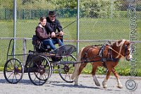 131 A DB 0445    © Daniela und Christian Bittner u.a.    Alle Inhalte auf diesen Webseiten sind urheberrechtlich geschützt. Kein Teil der hier abrufbaren Inhalte darf ohne ausdrückliche schriftliche Erlaubnis des Fotografen reproduziert, gedruckt, übersetzt, in digitaler Form weiterbearbeitet, in Archive übernommen oder Dritten unter einer fremden URL zugänglich gemacht werden.   Fotografen: AE .. A. Esdar, AH .. A. Helmle, CB .. Chr. Bittner, DB .. D. Bittner, LB .. L. Bittner, BB .. B. Boschatzke,   HZ .. H. Ziegelbauer, IM .. I. Maierhöfer, KH .. K. Hauber, LE .. L. Esdar, ME .. M. Esdar, MEr .. M. Erhard,   RM .. R. Maierhöfer, SD .. S. Demchuk, TS .. T. Spaag-Wagner, UL .. U. Ladenburger, JW .. J. Wecker, EB .. E. Boschatzke,   JA .. J. Abele, MW .. Maria Walter, MB .. Manuel Bühler, GG .. Georg Gösele, CBa .. Christoph Bayrle, KZW .. Kathrin Zwerger, PG .. Peter Gösele, CME .. Carmen Müller-Epacher, GB .. Gebhard Bühler, AL .. Alisha Ladenburger, SV .. Susanne Habel-Veit.