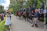 006 A KA 0008    © Daniela und Christian Bittner u.a.    Alle Inhalte auf diesen Webseiten sind urheberrechtlich geschützt. Kein Teil der hier abrufbaren Inhalte darf ohne ausdrückliche schriftliche Erlaubnis des Fotografen reproduziert, gedruckt, übersetzt, in digitaler Form weiterbearbeitet, in Archive übernommen oder Dritten unter einer fremden URL zugänglich gemacht werden.   Fotografen: AE .. A. Esdar, AH .. A. Helmle, CB .. Chr. Bittner, DB .. D. Bittner, LB .. L. Bittner, BB .. B. Boschatzke,   HZ .. H. Ziegelbauer, IM .. I. Maierhöfer, KH .. K. Hauber, LE .. L. Esdar, ME .. M. Esdar, MEr .. M. Erhard,   RM .. R. Maierhöfer, SD .. S. Demchuk, TS .. T. Spaag-Wagner, UL .. U. Ladenburger, JW .. J. Wecker, EB .. E. Boschatzke,   JA .. J. Abele, MW .. Maria Walter, MB .. Manuel Bühler, GG .. Georg Gösele, CBa .. Christoph Bayrle, KZW .. Kathrin Zwerger, PG .. Peter Gösele, CME .. Carmen Müller-Epacher, GB .. Gebhard Bühler, AL .. Alisha Ladenburger, SV .. Susanne Habel-Veit.