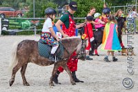 597 A LB 1734    © Daniela und Christian Bittner u.a.    Alle Inhalte auf diesen Webseiten sind urheberrechtlich geschützt. Kein Teil der hier abrufbaren Inhalte darf ohne ausdrückliche schriftliche Erlaubnis des Fotografen reproduziert, gedruckt, übersetzt, in digitaler Form weiterbearbeitet, in Archive übernommen oder Dritten unter einer fremden URL zugänglich gemacht werden.   Fotografen: AE .. A. Esdar, AH .. A. Helmle, CB .. Chr. Bittner, DB .. D. Bittner, LB .. L. Bittner, BB .. B. Boschatzke,   HZ .. H. Ziegelbauer, IM .. I. Maierhöfer, KH .. K. Hauber, LE .. L. Esdar, ME .. M. Esdar, MEr .. M. Erhard,   RM .. R. Maierhöfer, SD .. S. Demchuk, TS .. T. Spaag-Wagner, UL .. U. Ladenburger, JW .. J. Wecker, EB .. E. Boschatzke,   JA .. J. Abele, MW .. Maria Walter, MB .. Manuel Bühler, GG .. Georg Gösele, CBa .. Christoph Bayrle, KZW .. Kathrin Zwerger, PG .. Peter Gösele, CME .. Carmen Müller-Epacher, GB .. Gebhard Bühler, AL .. Alisha Ladenburger, SV .. Susanne Habel-Veit, LV .. Lukas Veit.