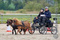 079 A DB 0292    © Daniela und Christian Bittner u.a.    Alle Inhalte auf diesen Webseiten sind urheberrechtlich geschützt. Kein Teil der hier abrufbaren Inhalte darf ohne ausdrückliche schriftliche Erlaubnis des Fotografen reproduziert, gedruckt, übersetzt, in digitaler Form weiterbearbeitet, in Archive übernommen oder Dritten unter einer fremden URL zugänglich gemacht werden.   Fotografen: AE .. A. Esdar, AH .. A. Helmle, CB .. Chr. Bittner, DB .. D. Bittner, LB .. L. Bittner, BB .. B. Boschatzke,   HZ .. H. Ziegelbauer, IM .. I. Maierhöfer, KH .. K. Hauber, LE .. L. Esdar, ME .. M. Esdar, MEr .. M. Erhard,   RM .. R. Maierhöfer, SD .. S. Demchuk, TS .. T. Spaag-Wagner, UL .. U. Ladenburger, JW .. J. Wecker, EB .. E. Boschatzke,   JA .. J. Abele, MW .. Maria Walter, MB .. Manuel Bühler, GG .. Georg Gösele, CBa .. Christoph Bayrle, KZW .. Kathrin Zwerger, PG .. Peter Gösele, CME .. Carmen Müller-Epacher, GB .. Gebhard Bühler, AL .. Alisha Ladenburger, SV .. Susanne Habel-Veit, LV .. Lukas Veit.