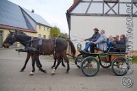 099 A DB 364    © Daniela und Christian Bittner u.a.    Alle Inhalte auf diesen Webseiten sind urheberrechtlich geschützt. Kein Teil der hier abrufbaren Inhalte darf ohne ausdrückliche schriftliche Erlaubnis des Fotografen reproduziert, gedruckt, übersetzt, in digitaler Form weiterbearbeitet, in Archive übernommen oder Dritten unter einer fremden URL zugänglich gemacht werden.   Fotografen: AE .. A. Esdar, AH .. A. Helmle, CB .. Chr. Bittner, DB .. D. Bittner, LB .. L. Bittner, BB .. B. Boschatzke,   HZ .. H. Ziegelbauer, IM .. I. Maierhöfer, KH .. K. Hauber, LE .. L. Esdar, ME .. M. Esdar, MEr .. M. Erhard,   RM .. R. Maierhöfer, SD .. S. Demchuk, TS .. T. Spaag-Wagner, UL .. U. Ladenburger, JW .. J. Wecker, EB .. E. Boschatzke,   JA .. J. Abele, MW .. Maria Walter, MB .. Manuel Bühler, GG .. Georg Gösele, CBa .. Christoph Bayrle, KZW .. Kathrin Zwerger, PG .. Peter Gösele, CME .. Carmen Müller-Epacher, GB .. Gebhard Bühler, AL .. Alisha Ladenburger, SV .. Susanne Habel-Veit, LV .. Lukas Veit.