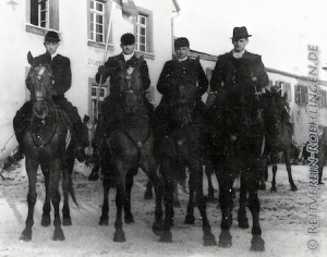 Die erste Teilnahme am Blutritt Schwenningen nach dem II. Weltkrieg, 1946, die Reiter Balthasar Halt, Vitus Bühler, Otto Bühler, Josef Wöhrle