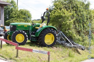 Der Traktor für die Platzpflege....