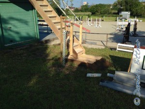Die Treppe wurde mit Erde befestigt...