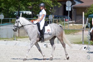 Cahrlotte Uhl war auf Fennek in der E-Dressur am Start...