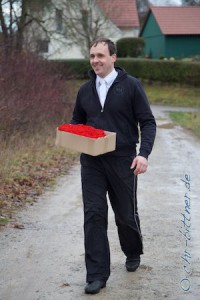 Manuel hat die Nelken besorgt...