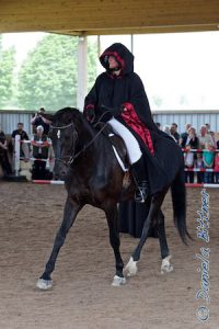 Cornelia Brenner musste gleich noch mal ran... Bei den Magic Horses war sie auch dabei...