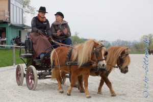 Janine Lamparter mit ihren zwei Kleinen...