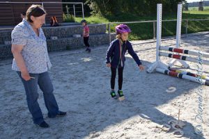 Hufeisen werfen hat Ingas Mama, Ursula Güttler, betreut. Das war für die Kinder wohl die schwerste Station...