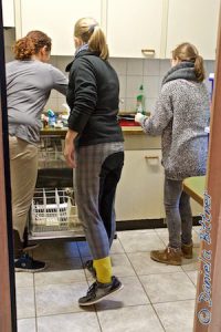 Die einen kümmerten sich um den Abwasch...